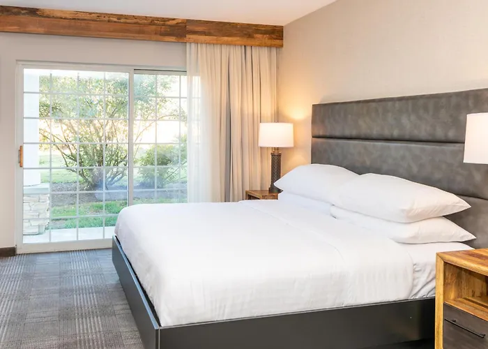 Cherry Valley Hotel